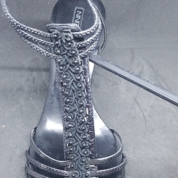 Shoes - Picture 4 of 4